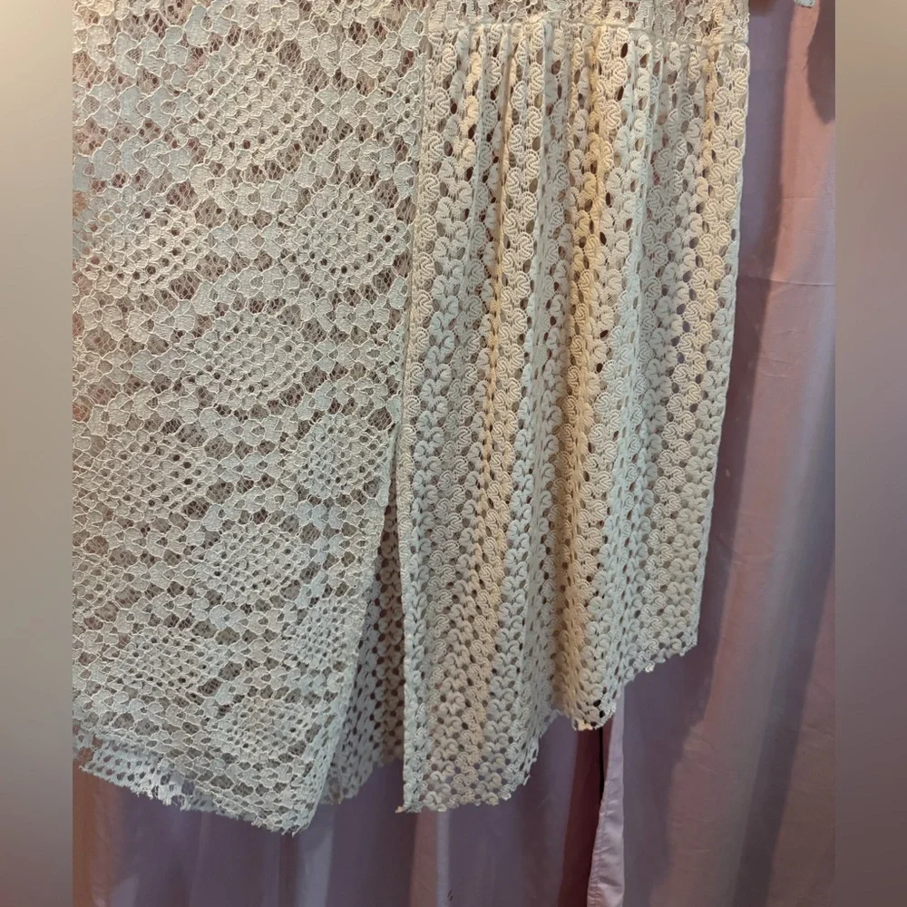 Zara Lace Maxi - Picture 3 of 6